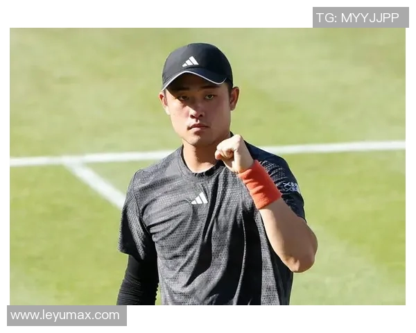 网球明星吴易昺现场助阵浙江队对决泰山队分享赵博精彩扑点瞬间